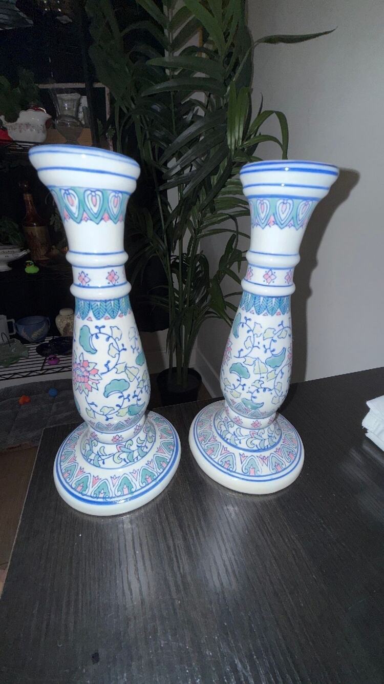 Pair of Vintage (1970s) Chinese Porcelain Candlestick Holders 9" Blue & White